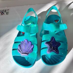 CROCS Glittery Teal Kids Sandals with Purple Shell and Star